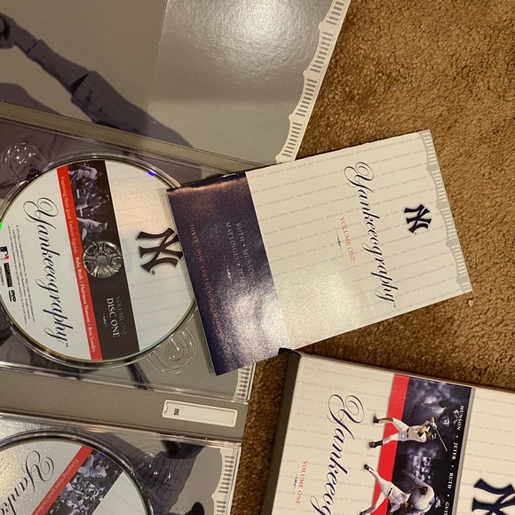 N.Y. Yankees DVD’s collection, 100 years of Yankees, yankeeography volume 1 & 2. - Picture 11 of 12